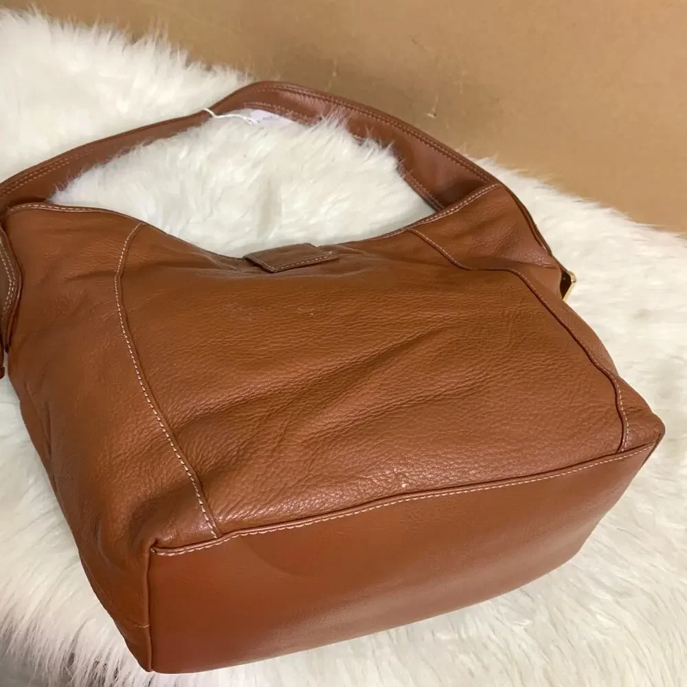 Elegant Brown Leather Hobo Bag - Picture 6 of 17